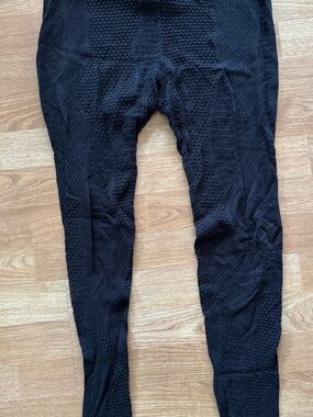 Catherine Malandrino Sheer Lace Knit Textured Leggings